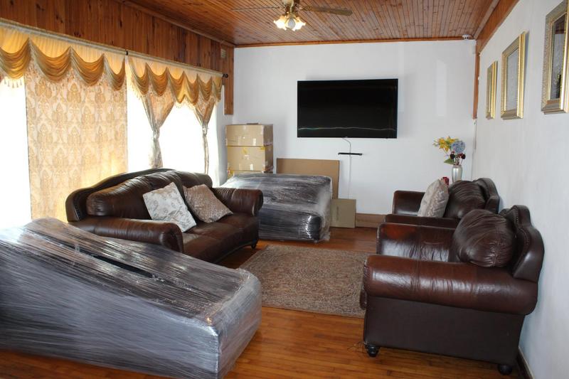 7 Bedroom Property for Sale in Vasco Estate Western Cape